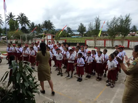 Kunjungan Pelayanan ke sekolah (Tamu-tamu)