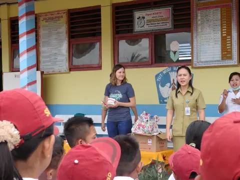 Kunjungan Pelayanan ke sekolah (Tamu-tamu)